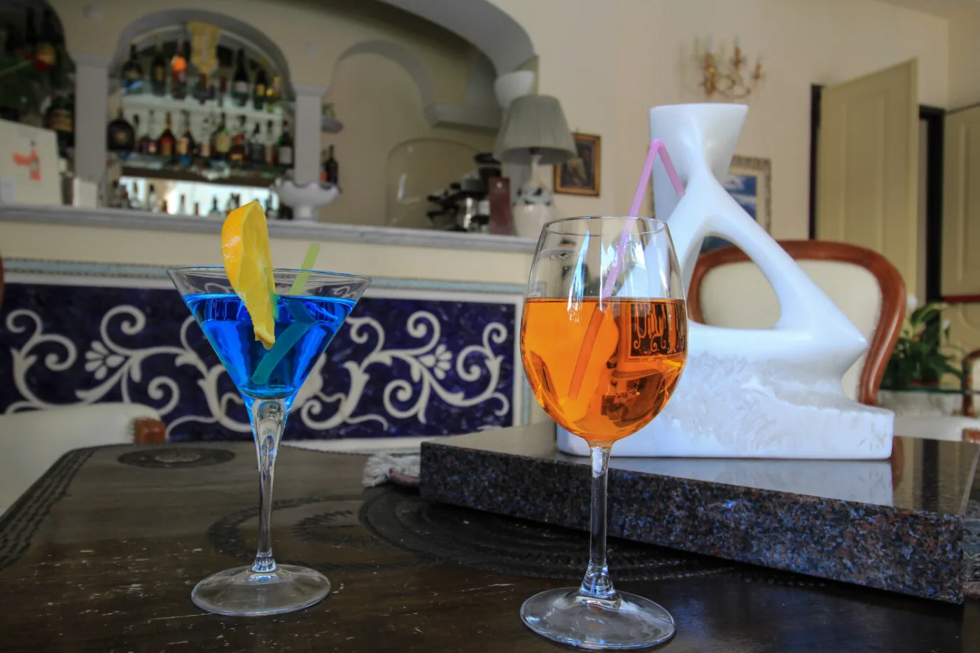 Bar